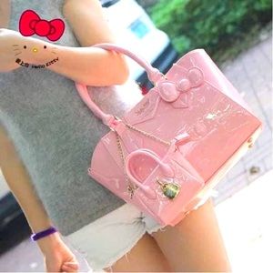 Pink hello kitty bag